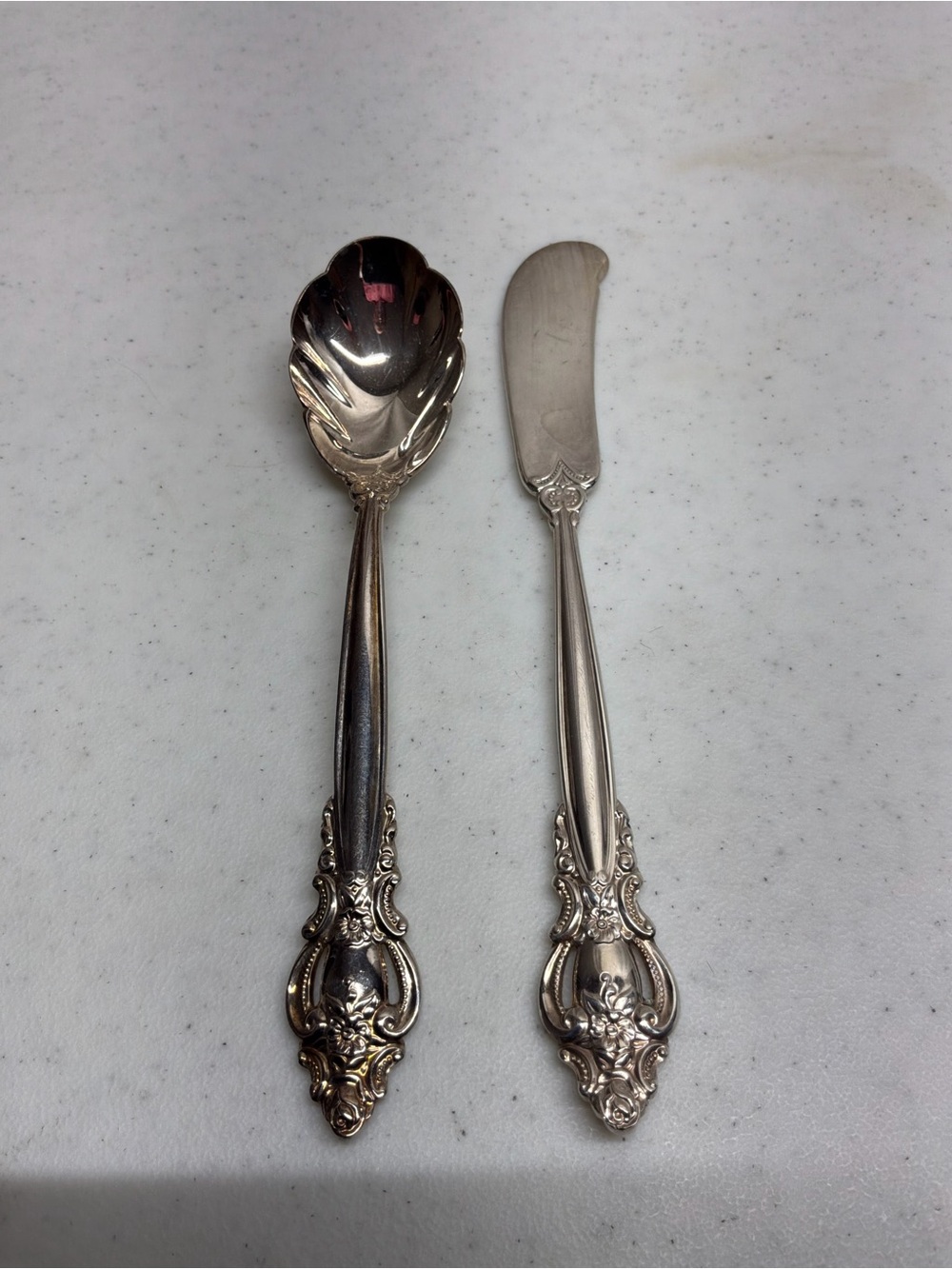 Vintage International Silver Plate Empress Pattern 43 Pcs - Picture 10 of 10